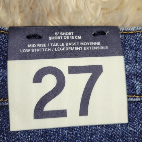 Gap 5" Demin Jean Short, Size 27 - Picture 4 of 5